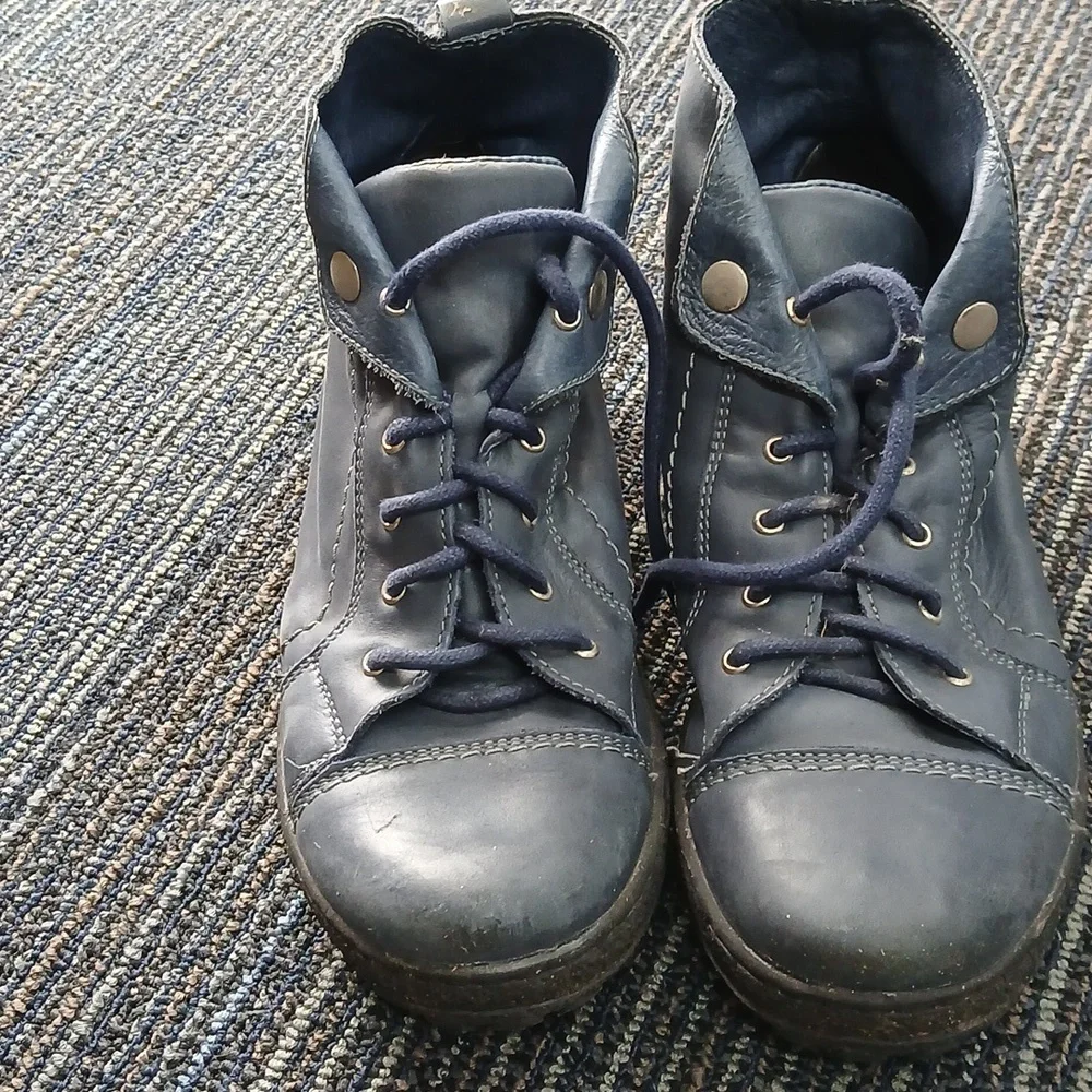 V-Italia Kiki 1041 Blue Mano Genuine Leather- Leather Lined Size 39 MSRP $132 - Picture 2 of 6